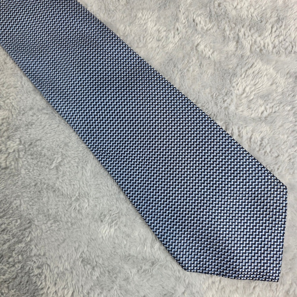 Hilditch & Key Men Blue Silk Necktie Saks Fifth Avenue Micro Pattern Jermyn Tie